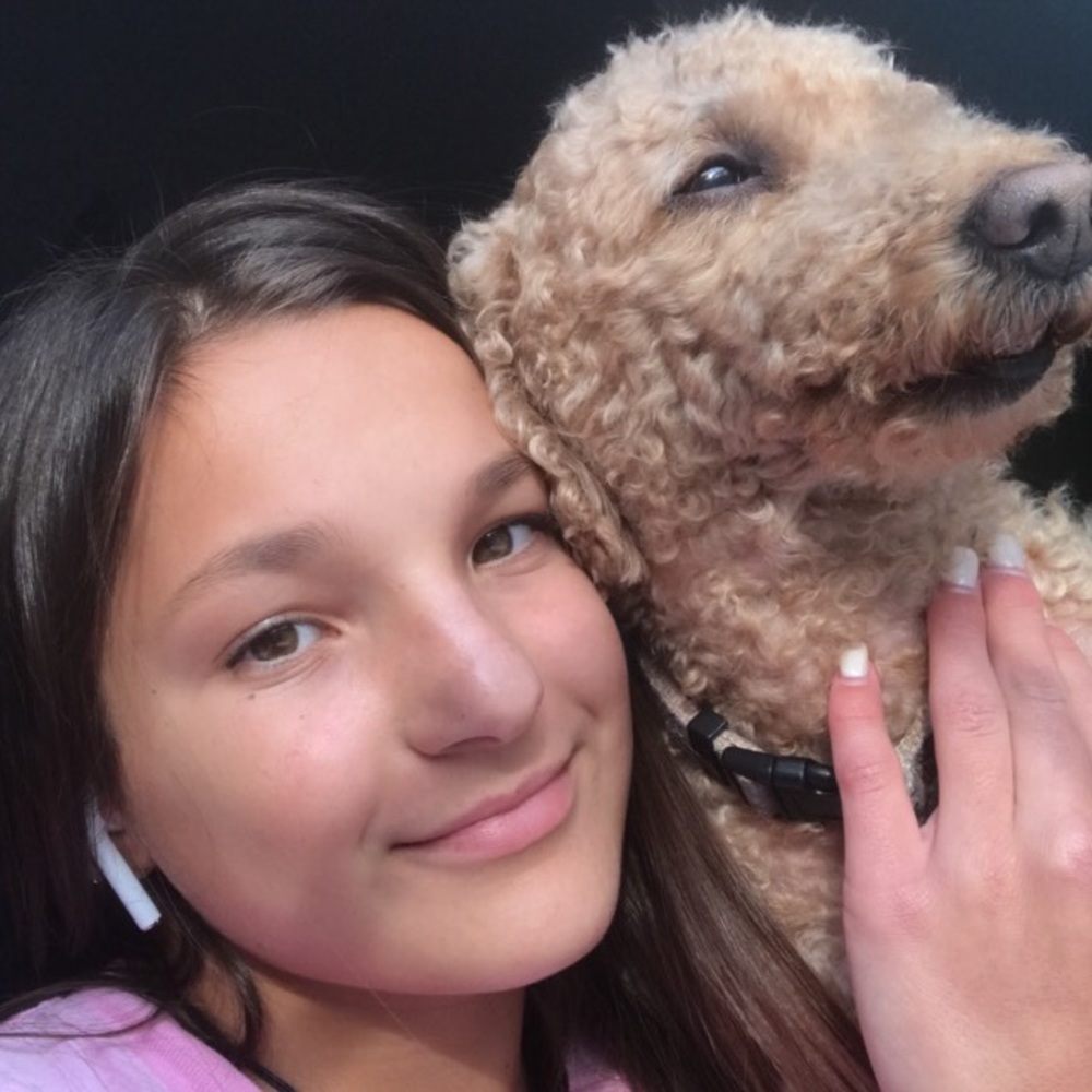 Meet your Posher, Jolie